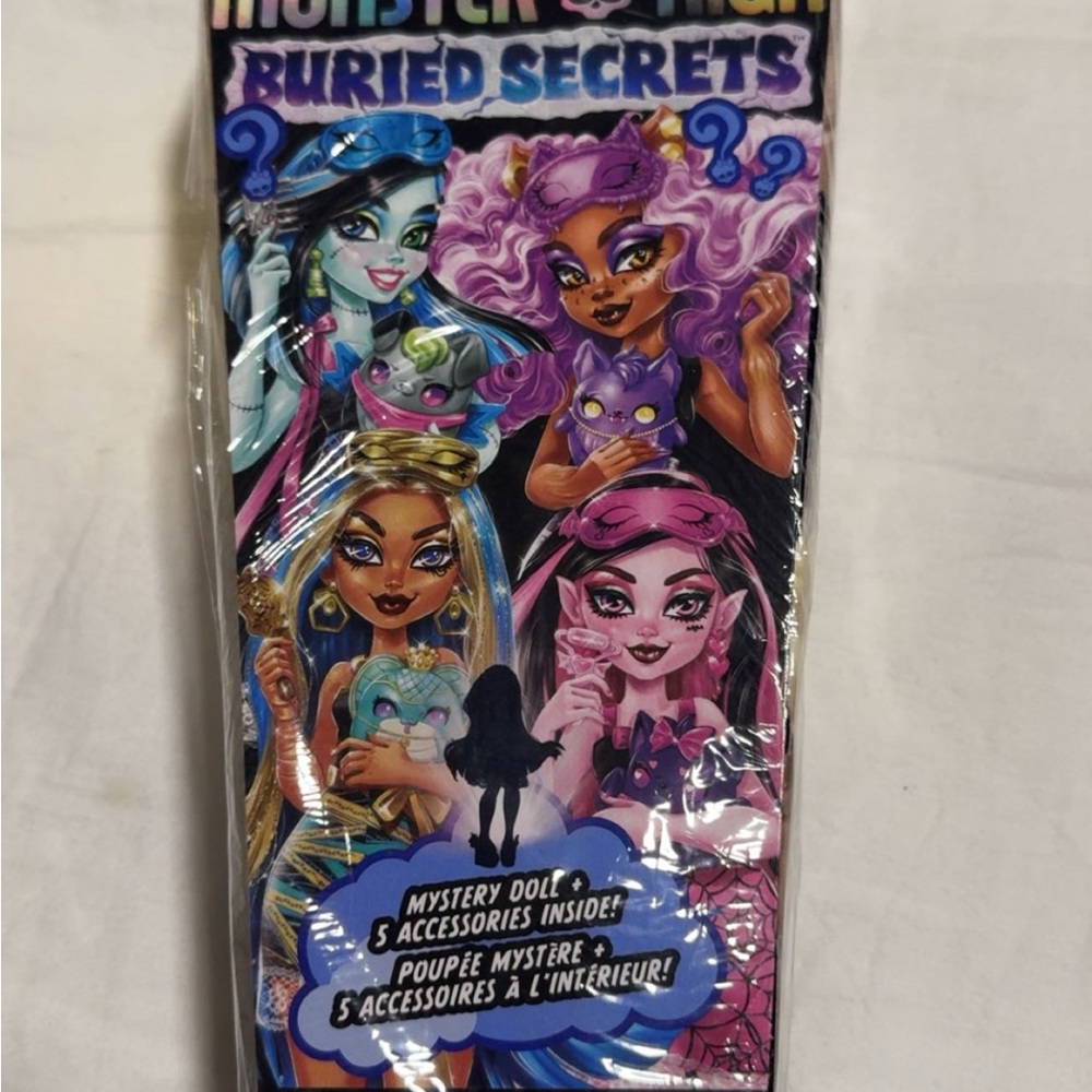 Monster High Fashion Doll Set with Purple and Pink